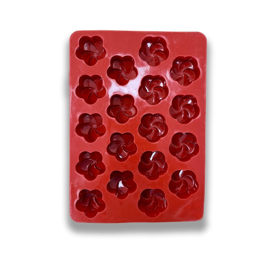 قالب سیلیکونی حلوایی مدل سوسن 18 تایی